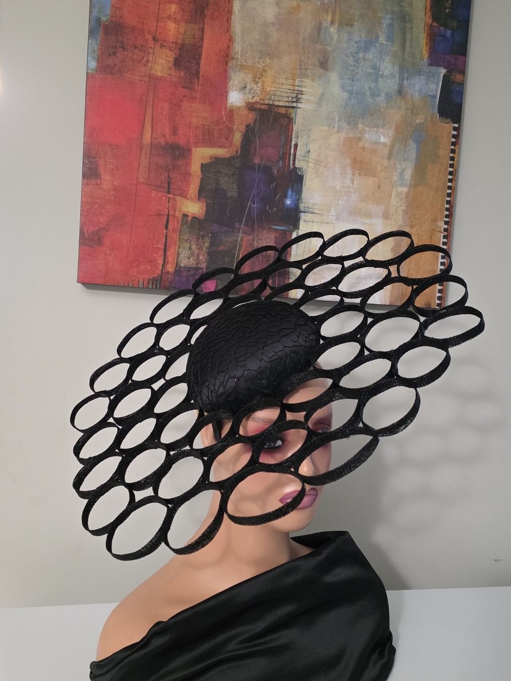 Avant-Garde Black Circle Mesh Fascinator Hat - Picture 1 of 4